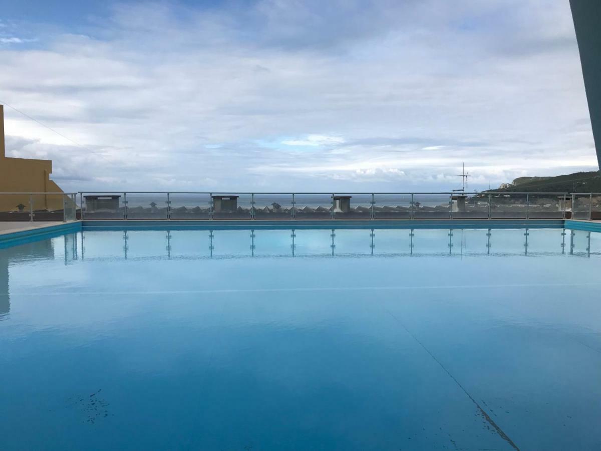 Apartamento Con Vistas Al Mar Sesimbra Bagian luar foto