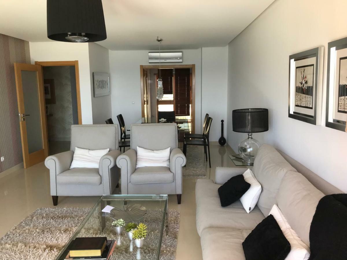 Apartamento Con Vistas Al Mar Sesimbra Bagian luar foto